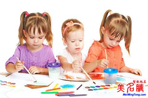 談?wù)剬殞毱鹈睦戏椒ê托侣窂? /></a>今天我們來談?wù)剬殞毱鹈睦戏椒ê托侣窂?。起名如要追述它的歷史,可能已不能追到最初的來源了。中華文化博大精深,就寶寶起名這個“小事”來說,也有自己的文化了。說起寶寶起名,很多人都可能眉飛色舞,道理很多。...</div>
<span id="ctl00_ContentPlaceHolder1_subjectList_dgNews_ctl03_Label1" style="color:Green;font-size:10pt;">2017/6/4 13:57:38</span>
<div style="height:5px; font-size:5px"> </div>
<hr width="99%" style="text-align:center; border-style:dotted; border-width:0px; height:1px;" />
<div style="height:5px; font-size:5px"> </div>
</div>
</td>
</tr><tr style="border-width:0px;">
<td valign="top">
<div style="padding-left:3px; padding-right:3px;line-height:180%">
<h3 style="padding:0px;margin:0px;display:inline;"><a id="ctl00_ContentPlaceHolder1_subjectList_dgNews_ctl04_HyperLink1" class="headline" href="/subject/qimingdaquan/s.aspx?newsid=6705" target="_blank">寶寶起名評價方略</a></h3>
<span style="color:Red;font-size:8pt;"></span>
<br />
<div style="padding-top:1px; width:95%; padding-left:8px; line-height:180%;color:#2f2f2f;font-size:14px;" ><a href=